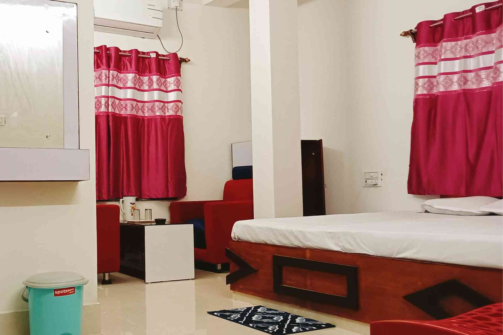 hotel banashri in bakkhali